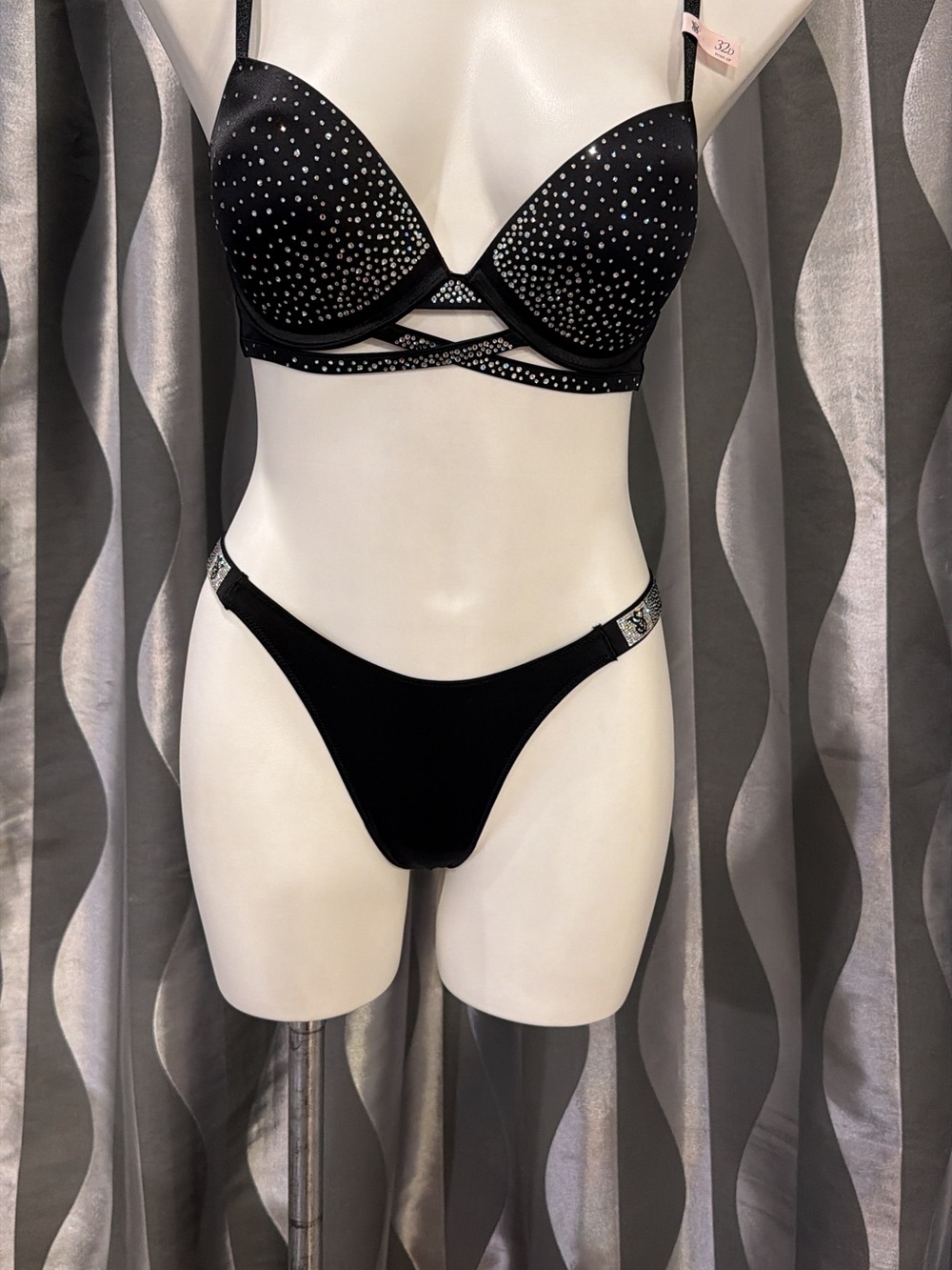 Victoria's Secret Black Rhinestone Embellished Push-Up Bra & Bikini Set